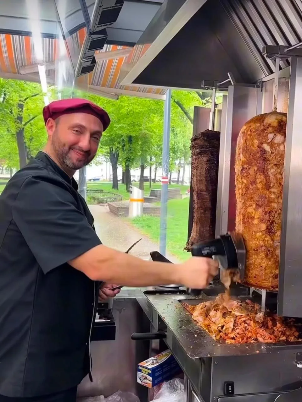 Georgios carving the döner spit